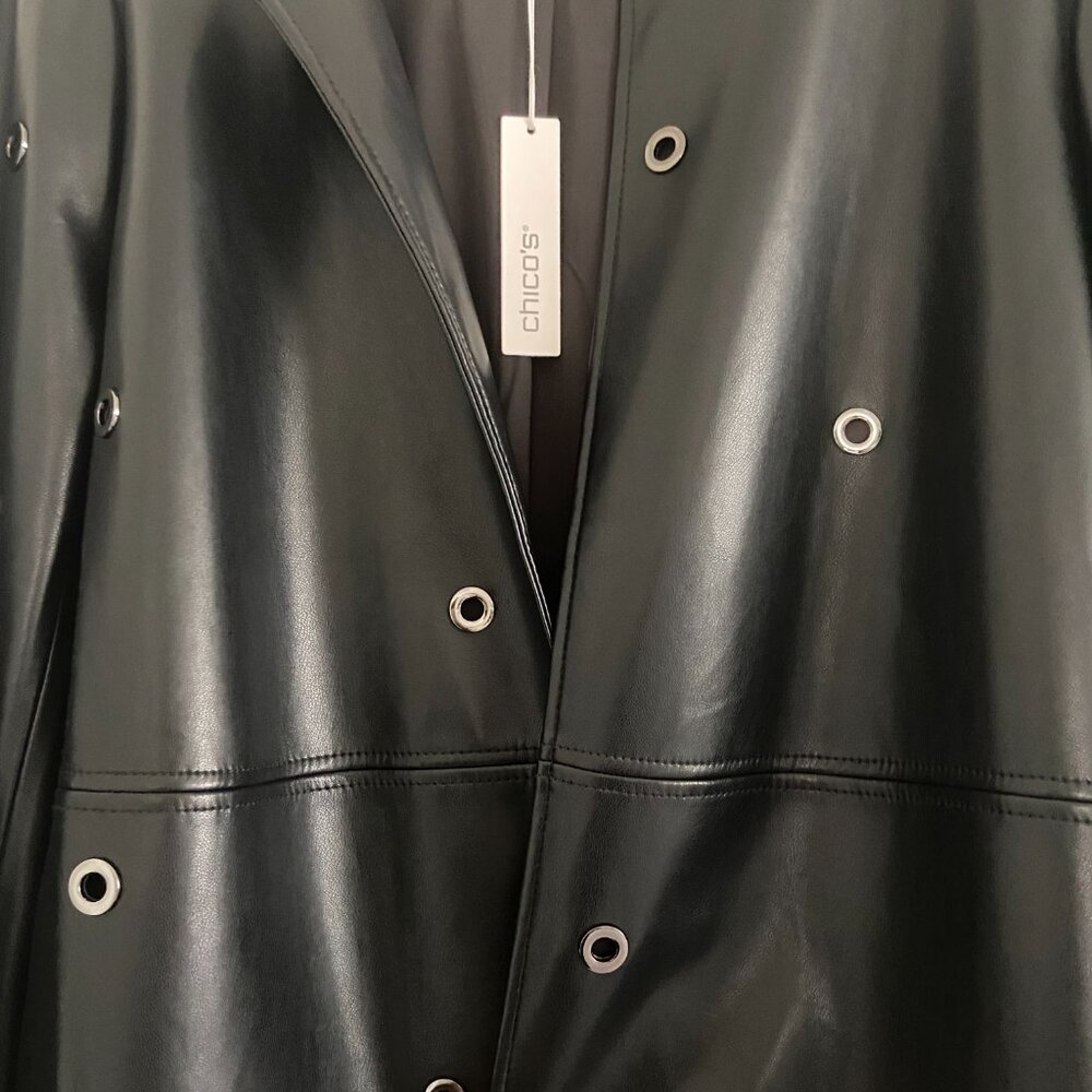 Chic Women's Black Faux Leather Trench Jacket w/Fossil Gray Metal Rings: Size XL - Picture 10 of 11